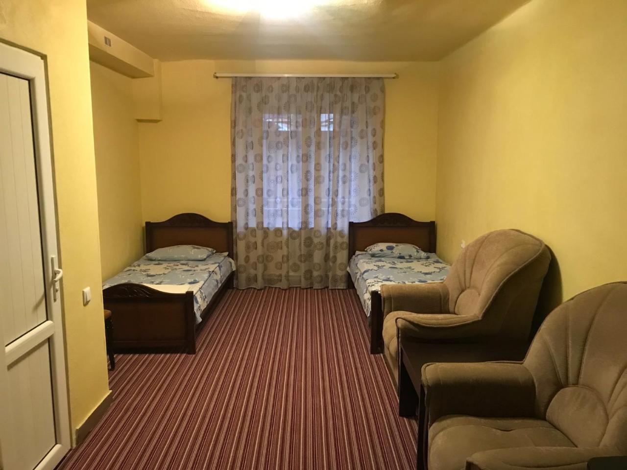 Best Hostel Republic Square Erevan Esterno foto