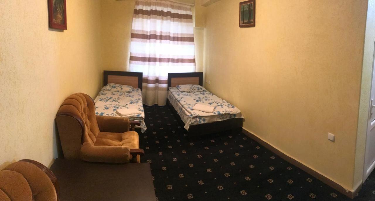 Best Hostel Republic Square Erevan Esterno foto