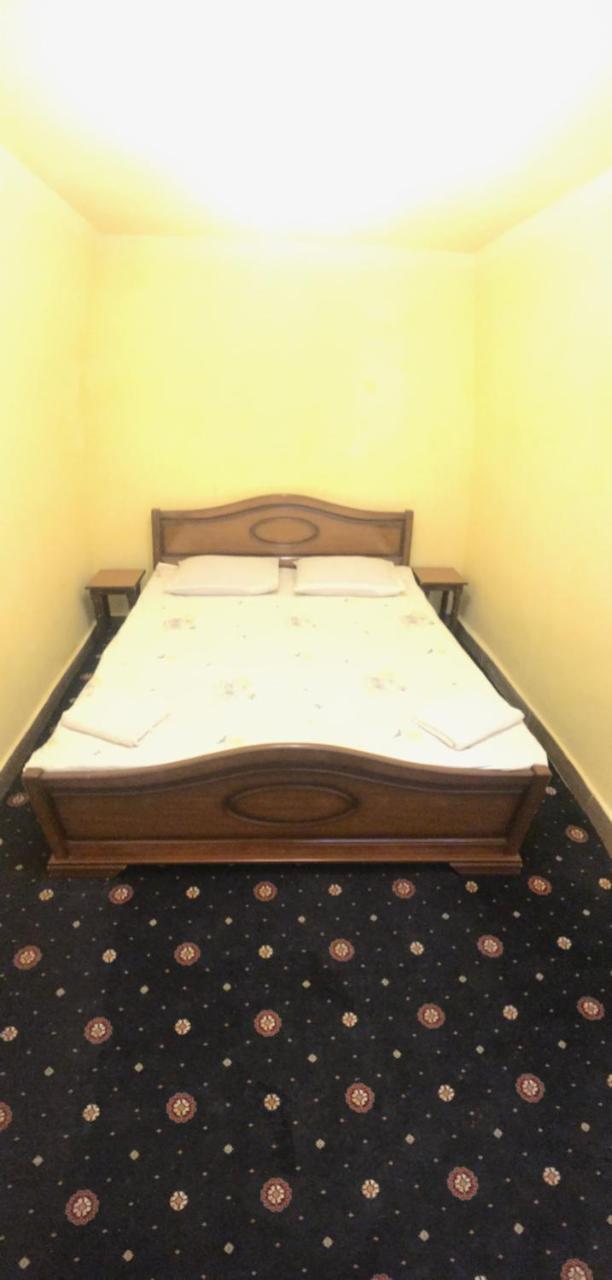 Best Hostel Republic Square Erevan Esterno foto